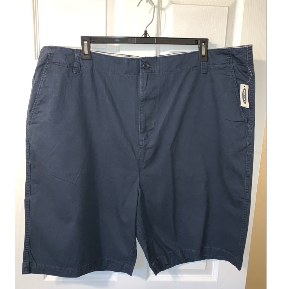 Old Navy Khaki Shorts 48W. Navy